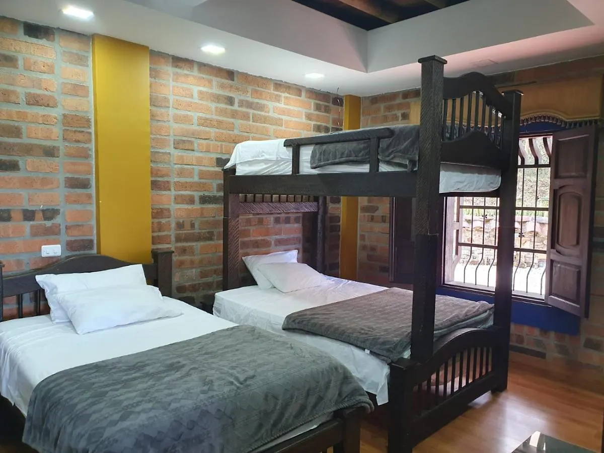 Aeropuerto-Rionegro- Monteolivo Colonial Villa